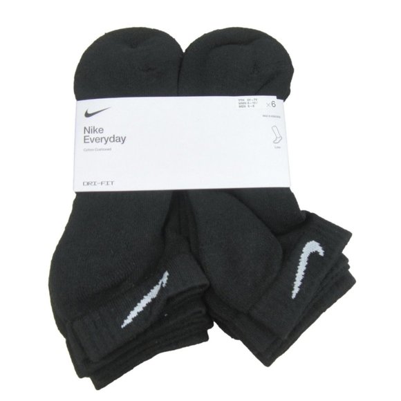 Nike Accessories - Nike Everyday Cushioned Low Socks Black 6 Pack Women's 6-10 / Youth 5Y-7Y NEW